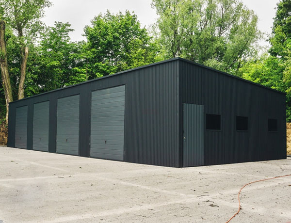 Mobilgarázs 9×5 m – Matt fekete + Dió, modell: Nuka